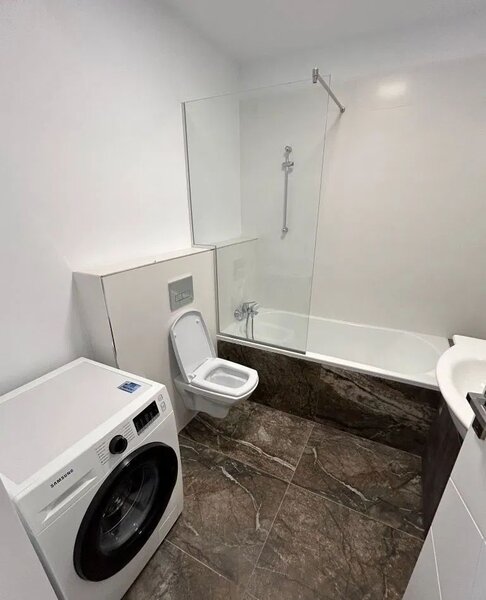 Teiul Doamnei x Colentina, aproape de sectia 7 de politie, super oferta.